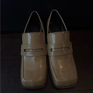 Zara Women's Glossy Sage Loafers